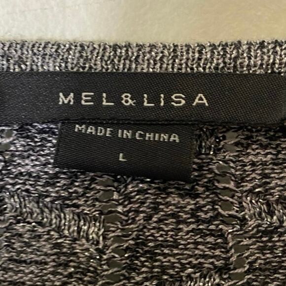 Mel & Lisa Silver Metallic Sweater Sz L - Picture 3 of 3